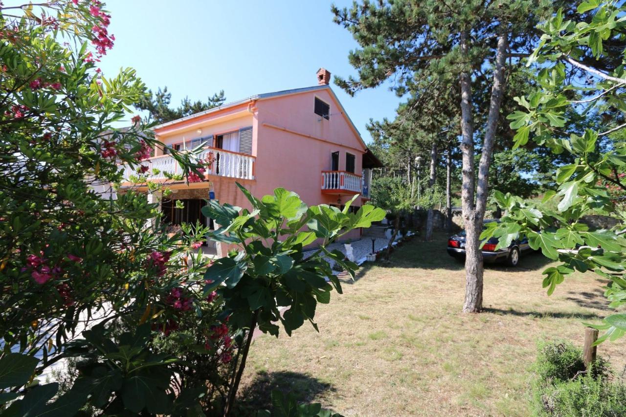 Apartments Vugrin Šilo Buitenkant foto
